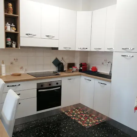 Casa Anna E Pronta A Ospitarvi! דירה